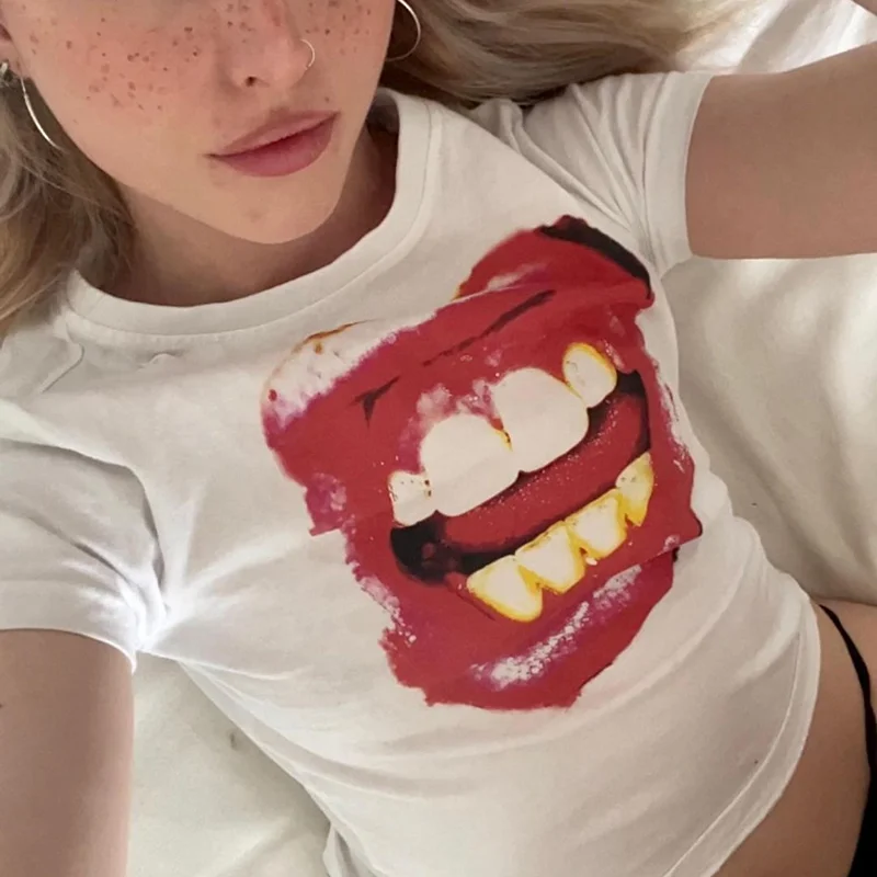 

Cartoon Graphic Print T-shirt Women Tee Harajuku Aesthetic White Top Casual Tshirt 2021 Summer Fashion Y2k Anime Female T Shirt