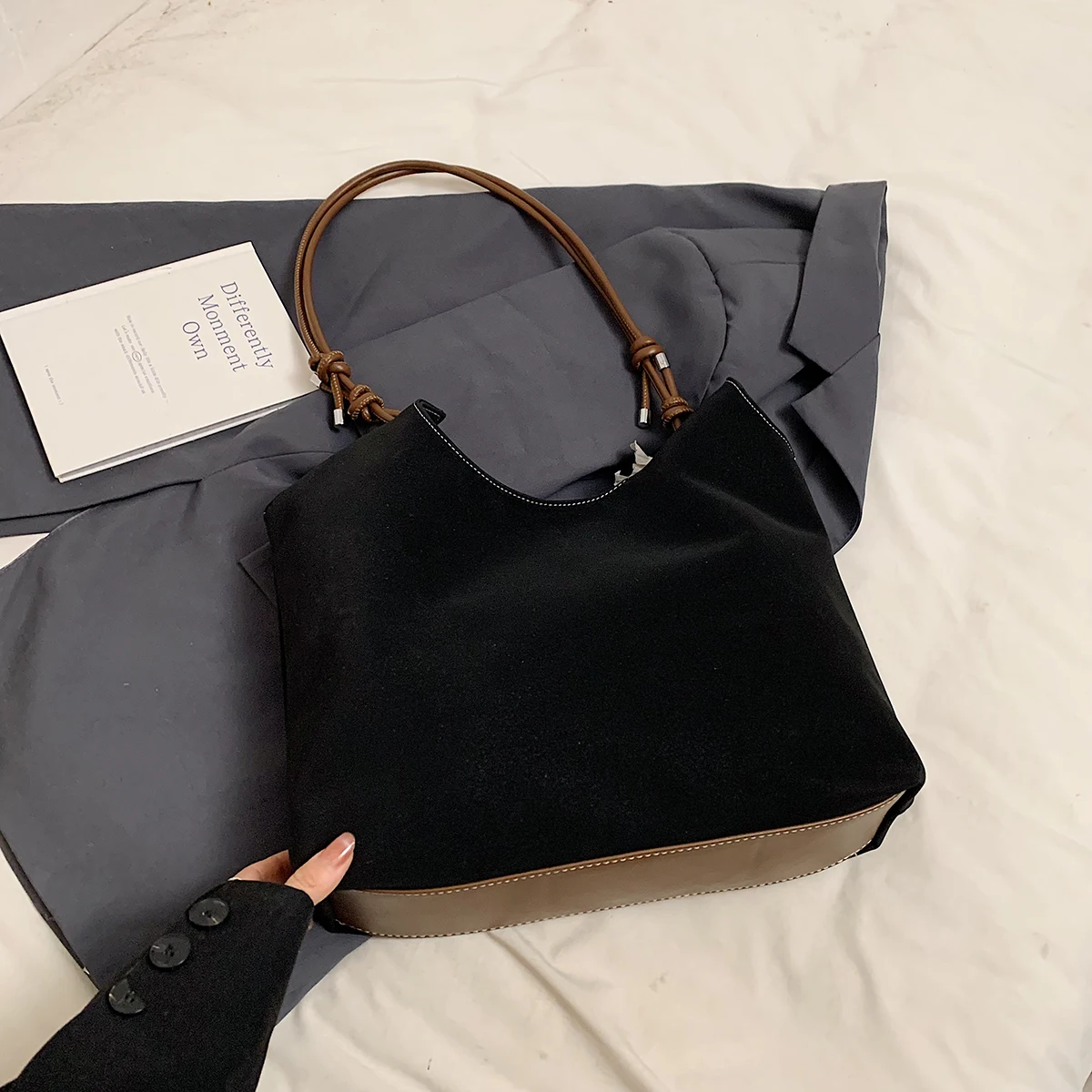 Новая модная женская большая вместительная сумка на одно плечо с буквенным