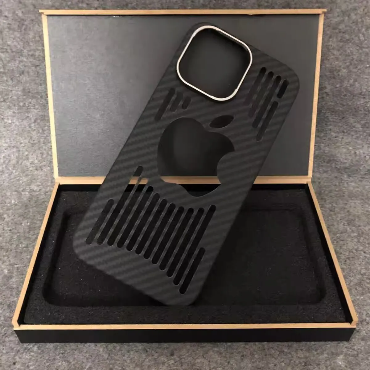 Оригинальный арамидный чехол Asdipsa из углеродного волокна для Apple iPhone 16 Pro Max 15Pro