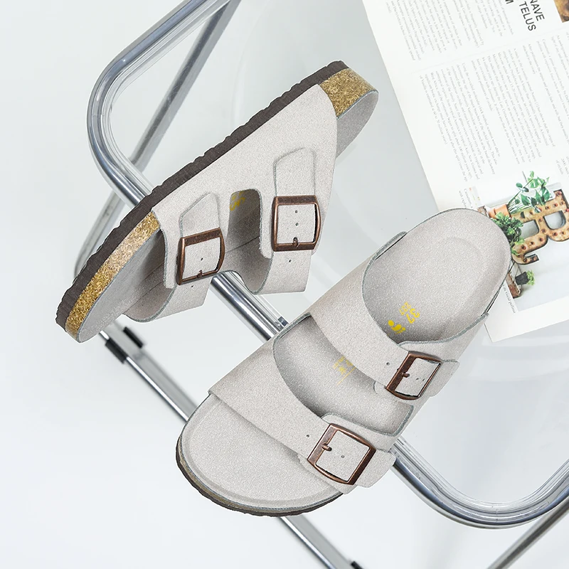 New Summer Women and Men Fashion Casual Comfortable Slippers Outdoors Flat Beach Sandals