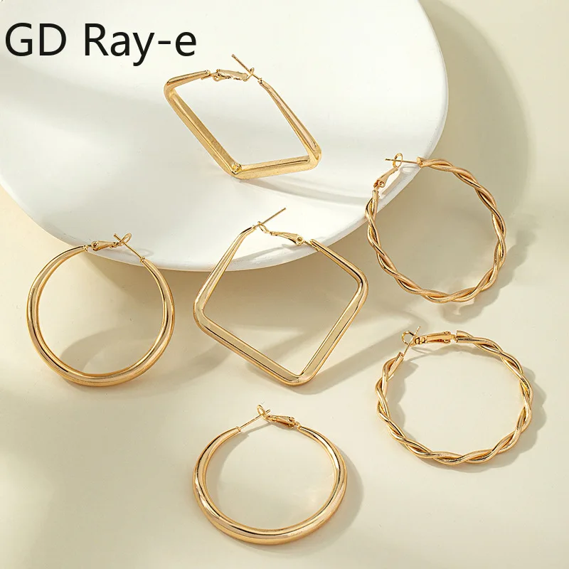 

Punk Gold Color Circle Hoop Earrings Square Stainless Steel Round Wives Small or Big Hip Hop Hoop Earrings Gifts for Women E1820