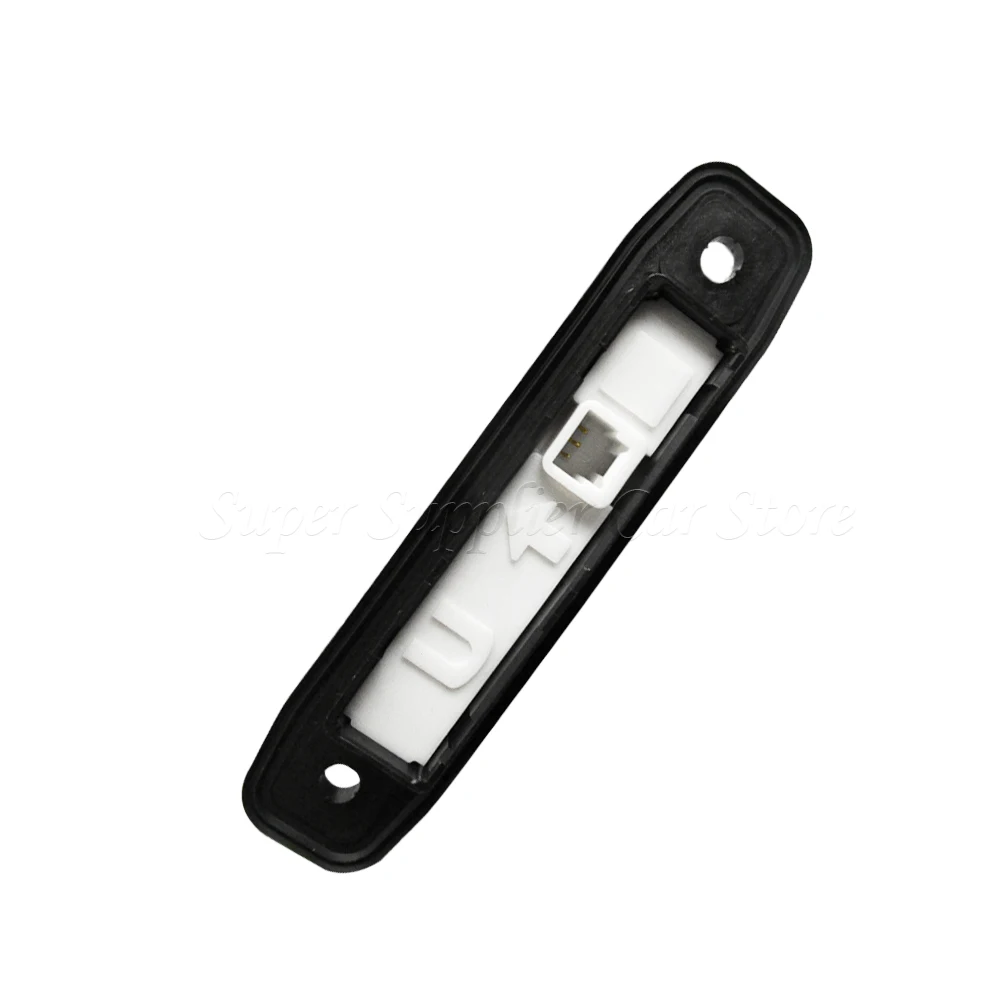 Фото 84840-28040 Кнопка открывания багажника/двери багажного отсека для Toyota Land Cruiser LC200, Lexus LX570 №4