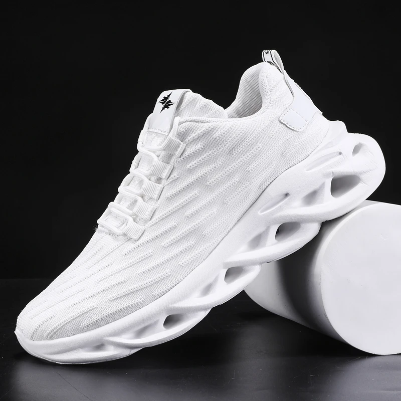 

Mens Large Size 45 Low Cut Fly Woven Breathable Casual Sports Shoes All-match Trend Male Running Shoes Anti-slip Blade Sneakers