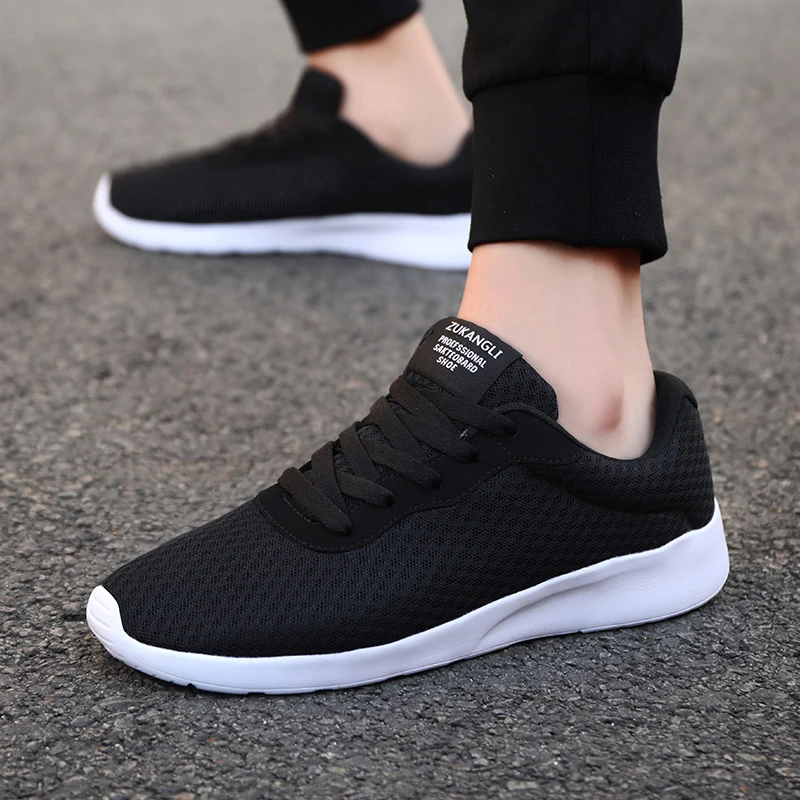 Men Women Casual Running Shoes Couples Breathable Air Mesh Sneakers Lightweight Walking Sneakers Trend Tennis Sports Shoes