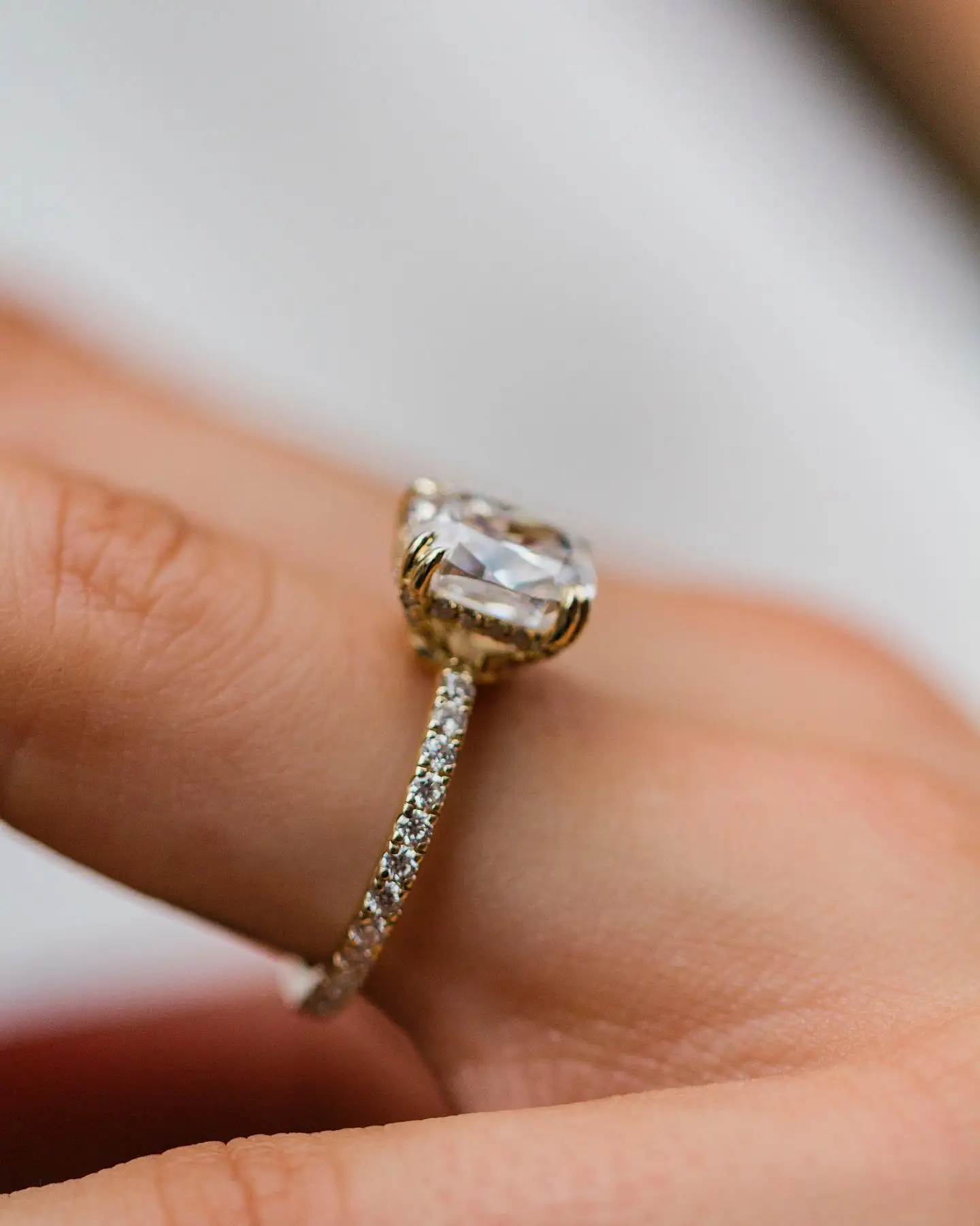 JOVOVASMILE GRA Moissanite Ring For Woman 3.5 Carat 9x8mm Crushed Ice Hybrid Cushion Cut 18k Yellow Gold 585 Donut Double Claw