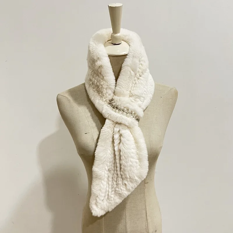 Осенне-зимний меховой шейный платок