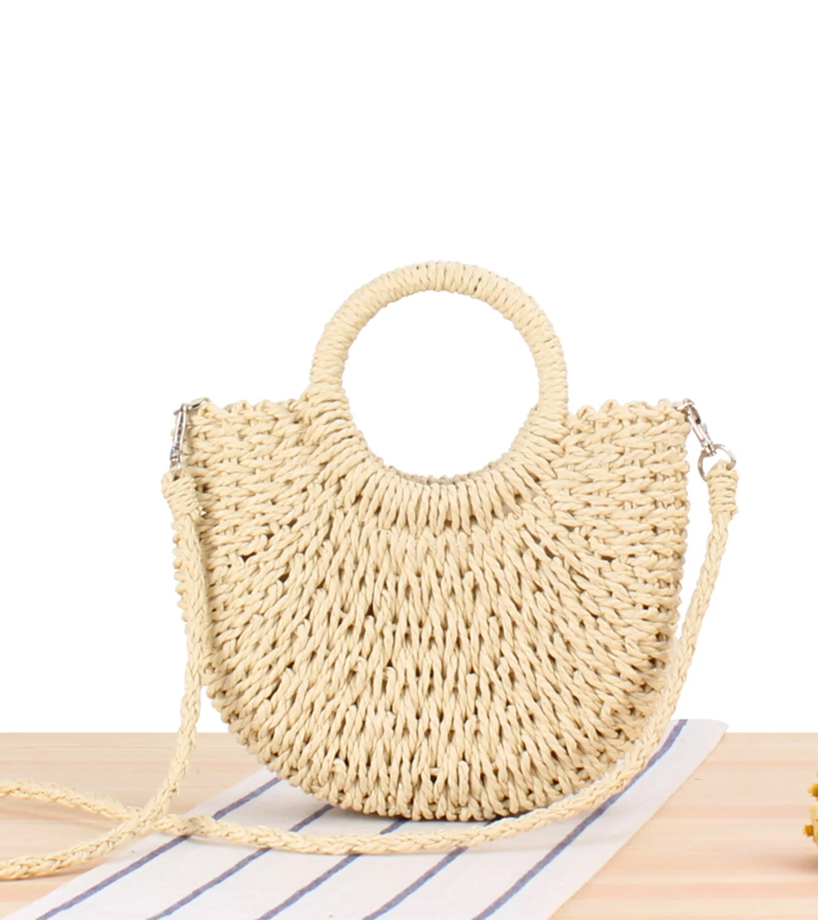 Fashion Straw Bag Portable Crossbody Straw Shoulder Bag for Women Perfect for Beach, Vacation, and Shopping