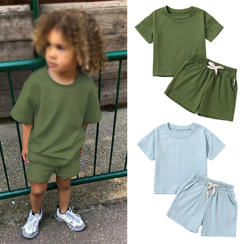 Детский спортивный костюм из футболки и штанов цвета в ассортименте