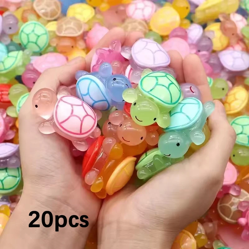 

Светящиеся фигурки черепах из смолы