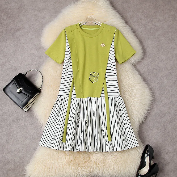 

European and American women's summer 2022 new Short sleeve round collar stitching stripe Fashionable loose dress