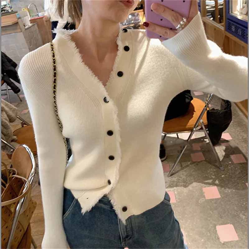 

Spring and autumn new raw knitted cardigan with a skinny and soft sweater women's top