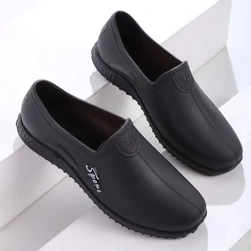 Женские туфли без шнуровки с низким верхом и мягкой нескользящей подошвой