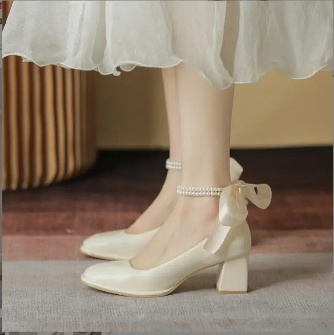 

Sexy Ladies High Heels Elegant Bow Square Toe Black High Heels Fashion Thick Heel Wedding Party Pearl Lace Wedding Shoes Large