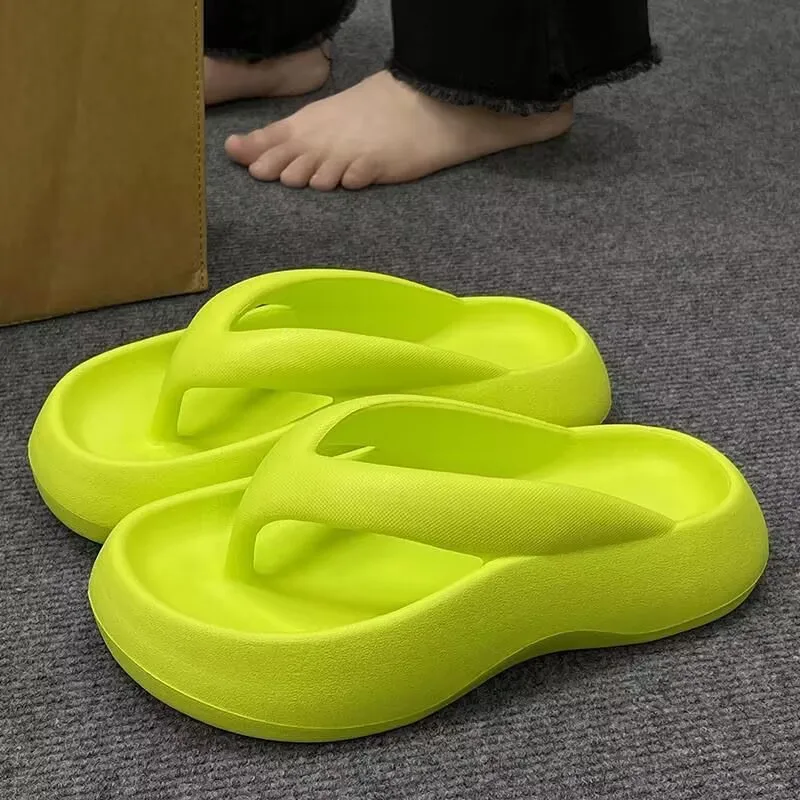 New ladies slippers thick-soled anti-slip ladies flip-flops summer beach sandals increase slippers indoor and outdoor.
