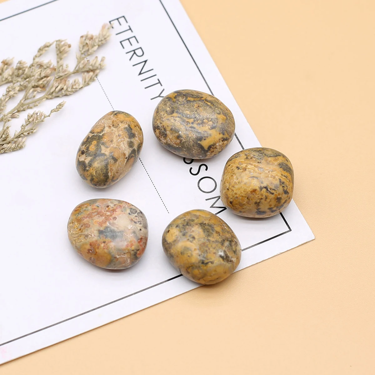 

5pcs Natural Stone Ornament Yellow Crazy Agate Irregular Shape Loose Bead Polished Specimen Gem Fish Tank Home Decoration DIY