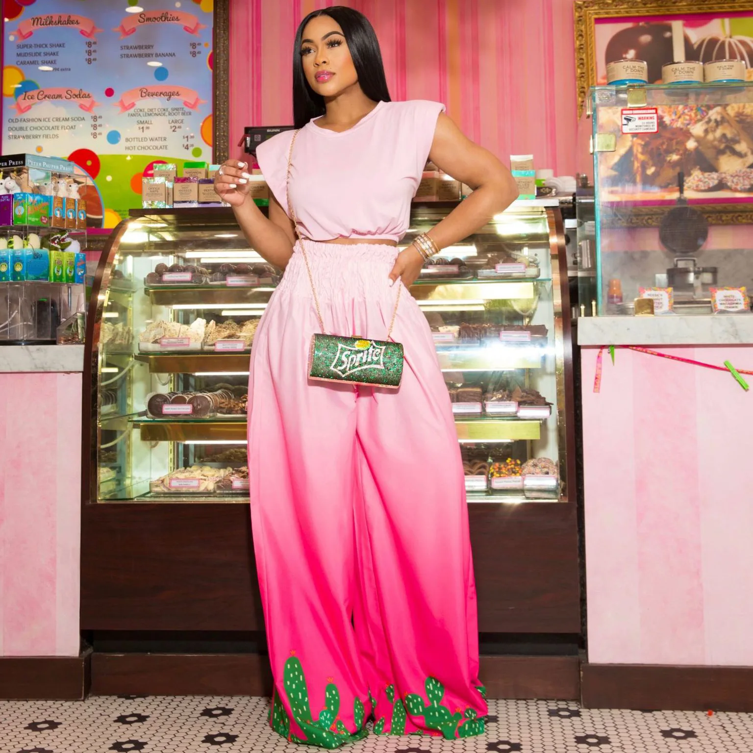 

2022 European and American Fashion Fashion Gradient Print Shoulder Pad Sleeveless T-Shirt & Wide Leg Pants Two-piece Suit