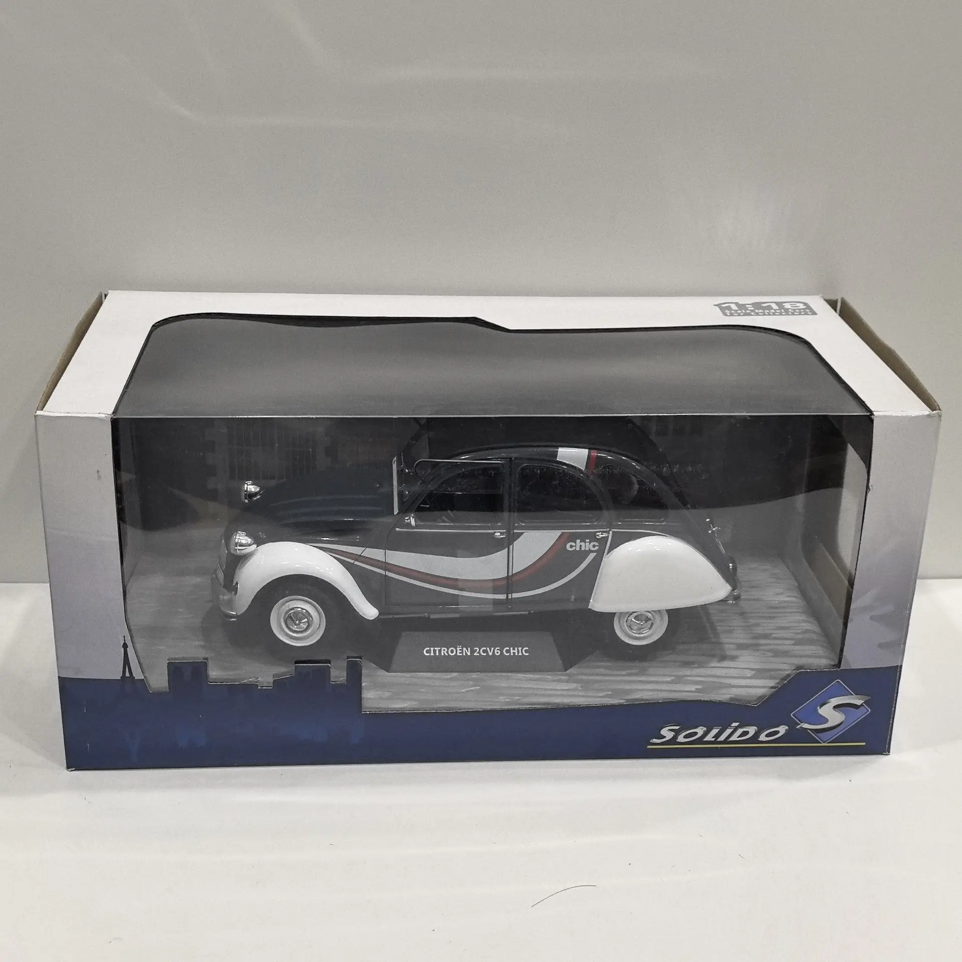 Фото Масштабная модель автомобиля SOLIDO 1:18 2CV6 CHIC M7M2 из сплава №1