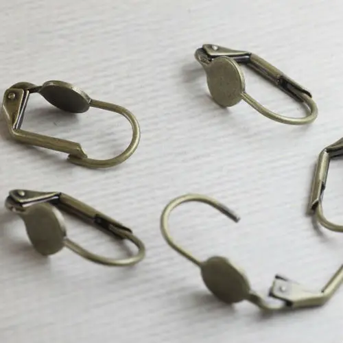 

20pcs 6mm Cameo Glass Cabochon Antique Bronze French Lever Bezel Blank Earrings Backs Base For DIY Earrings