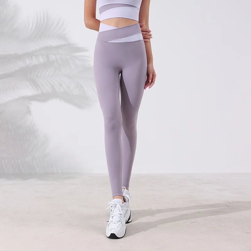 

The same as Lu . new yoga pants (women): high waist, tight, elastic, naked, V-shaped, color matching, thin, sports pants (wome