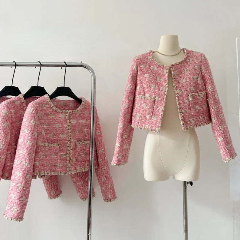 Женское твидовое короткое пальто