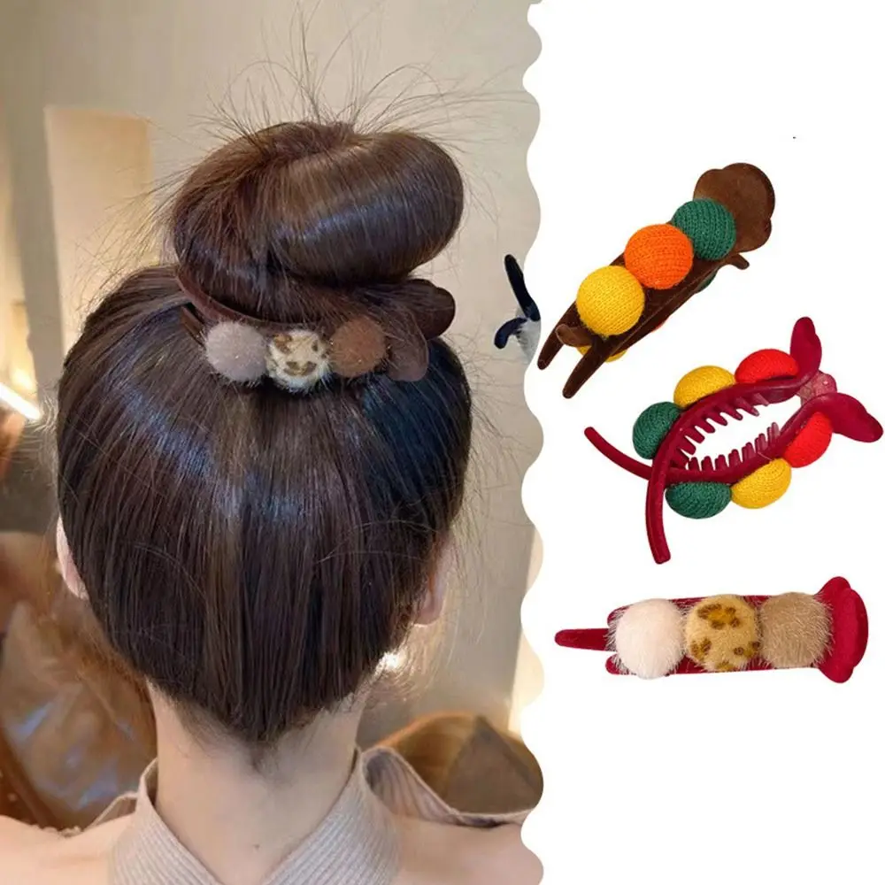 

For Women For Girl Washing Face Bathing Plush Ball Hair Claw Korean Style Crab Clip Hair Accessories Women Hair Clips