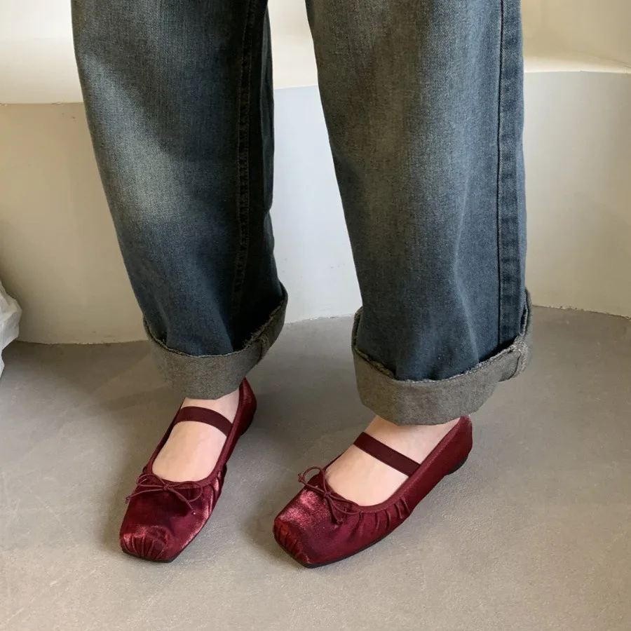 Туфли женские на плоской подошве мягкие повседневные кроссовки с бантом