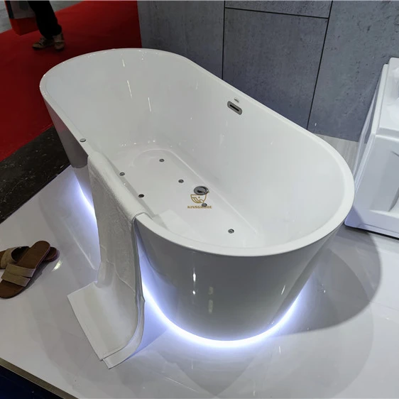 

2021 New Products 1700mm White Bath Tub Acrylic Oval Free Standing Bathtub For Adults