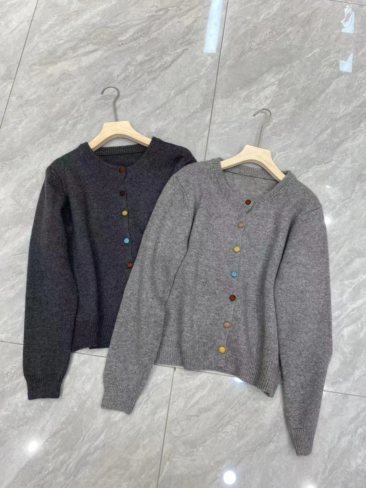 722025 Утепленный женский кардиган Raccoon Velvet