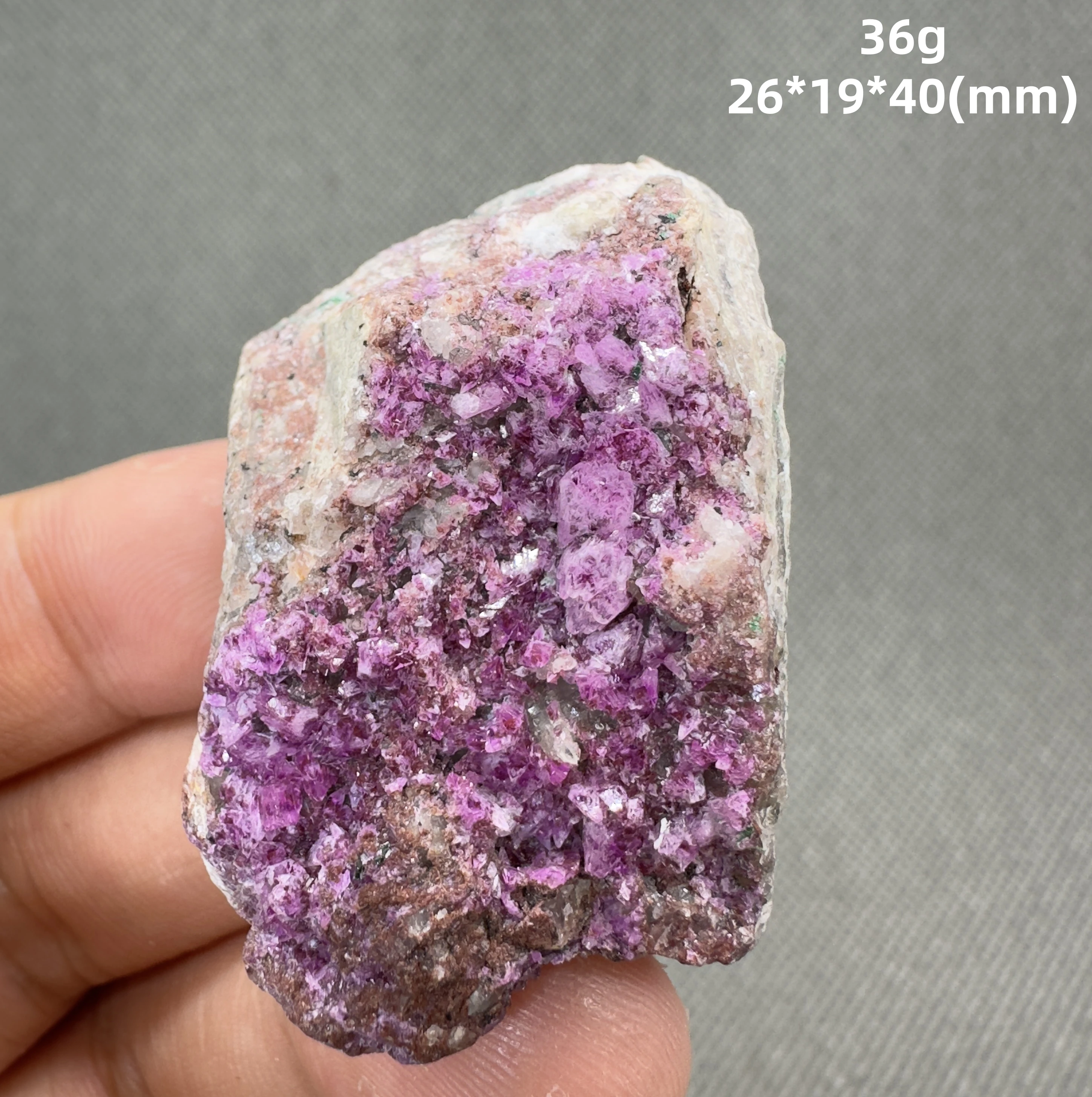 

Образец кобальтового кальцита QIANCHUAN