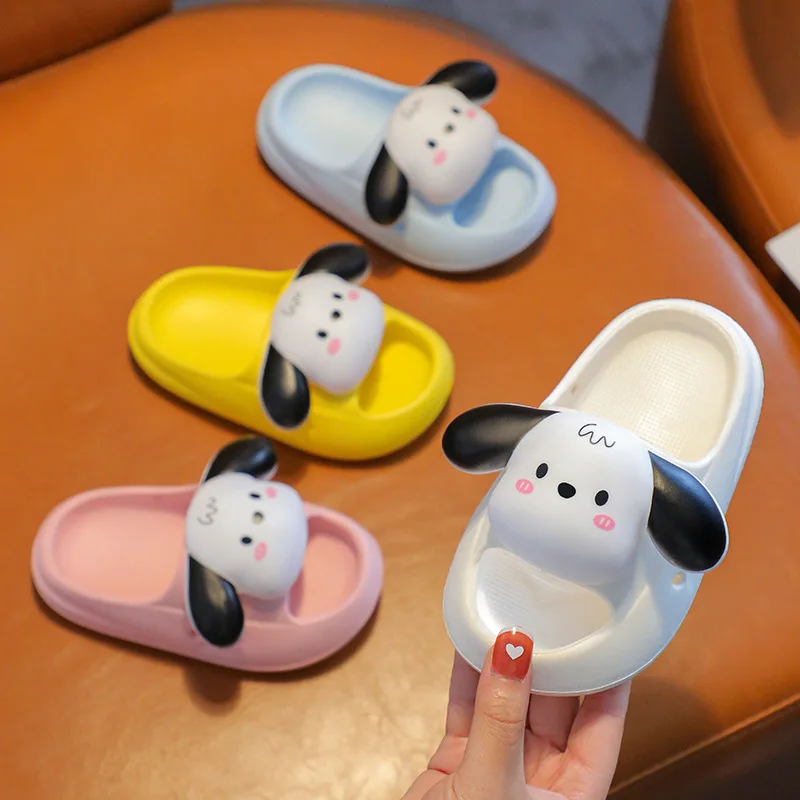 Летние детские тапочки Kawaii Sanrios, милые сандалии с мультяшным рисунком, Нескользящие, мягкая подошва, тапочки, сандалии
