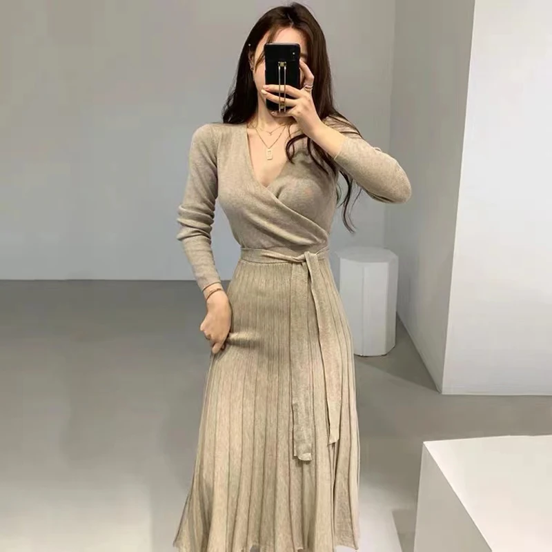 Купи Women Party Dresses Fashion Pleated Maxi Dress Long Sleeve Knitted Long Dress Autumn Winter за 2,556 рублей в магазине AliExpress