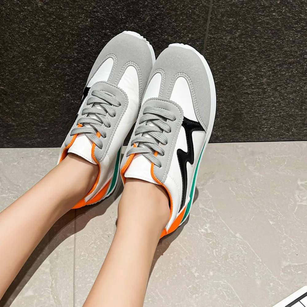 Женские дизайнерские кроссовки с круглой головкой легкие универсальные дышащие