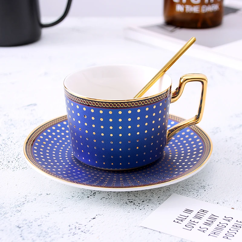 Nordic Ceramic Coffee Cup and Saucer Set Modern Art Luxury High Quality Coffee Cups Breakfast Home Platillo De Taza Mug Cute Cup