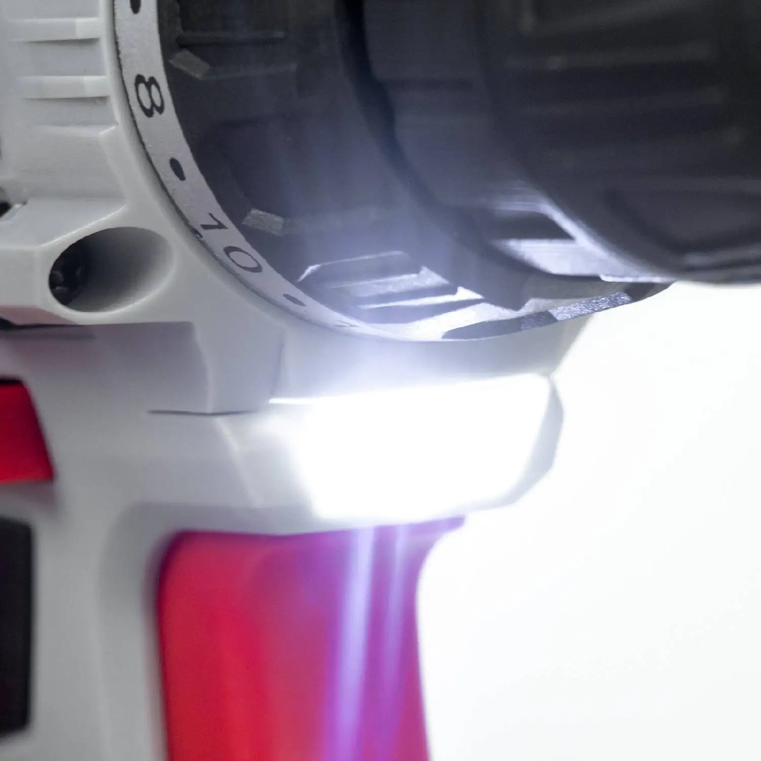 Дрель-шуруповерт аккумуляторная Ставр ДА-10 8/2ЛМ (два Li-Ion аккумулятора