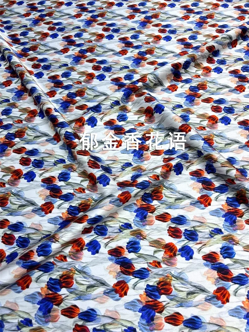 Яркий тюльпан летняя мягкая гладкая эластичная нить атласная