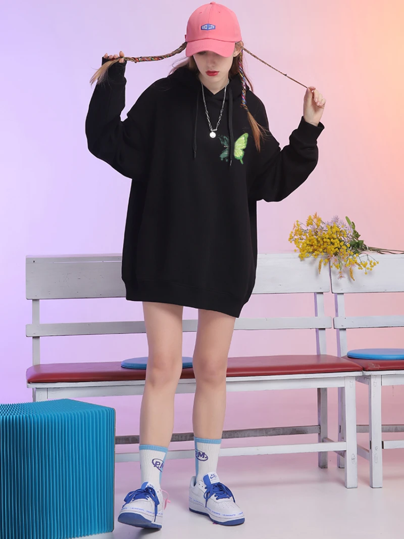 Женский белый свитер Mu Xi новинка весны 2024 Свободный Топ с принтом бабочки куртка