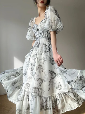 Летнее платье с цветочным принтом, женское сексуальное винтажное платье средней длины во французском стиле, повседневное корейское Модное Элегантное ретро-платье, новинка 2024