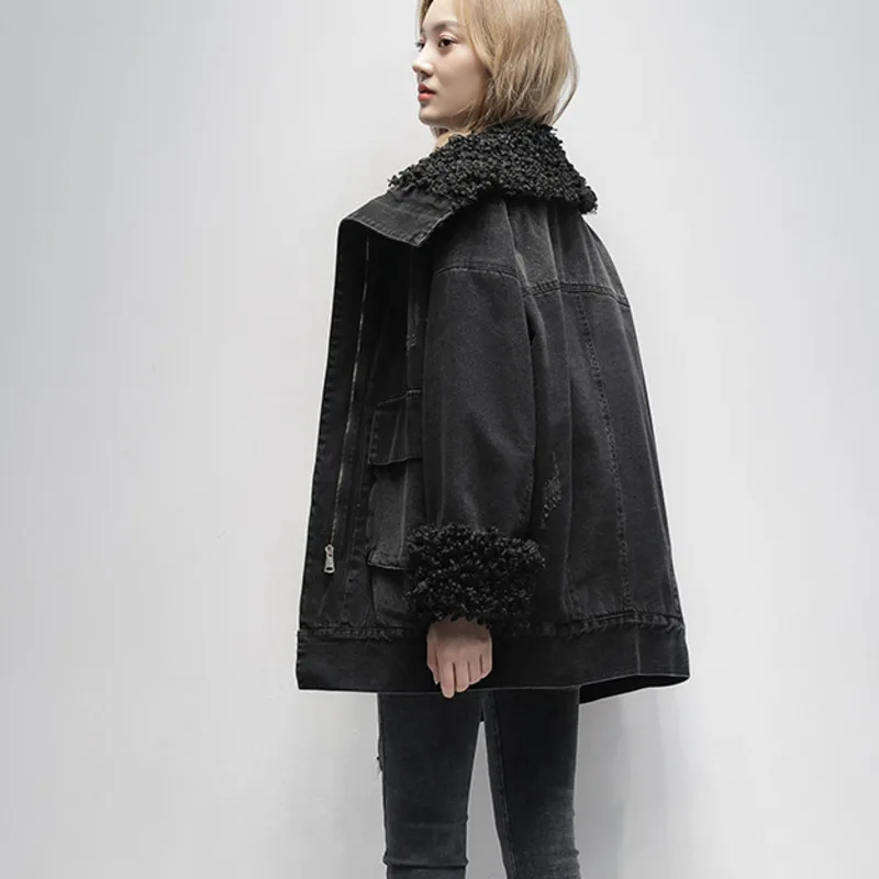 Рисунок 5 - Женская зимняя джинсовая куртка