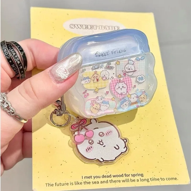 Милый защитный чехол Chiikawaed, совместимый с AirPods Pro 2, AirPods 4 и AirPods 5, модный ударопрочный чехол для наушников (art.: 3920db78221f5) - 3920db78221f5