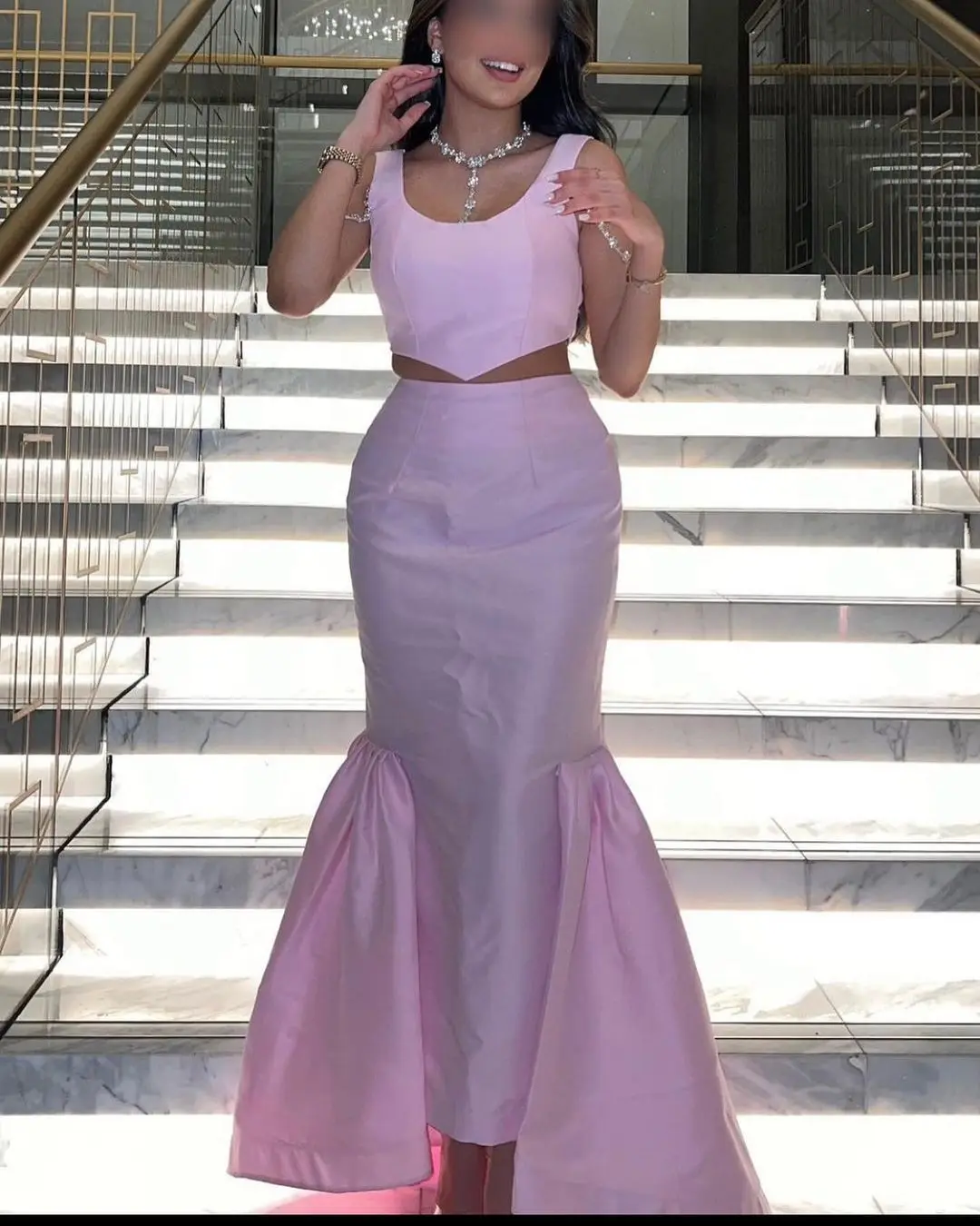 

Sapmae O-neck Beaded Sheath Ruffle Court Train Zipper Up Pink Satin Elegant Prom Formal Evenning Party Dress For Women