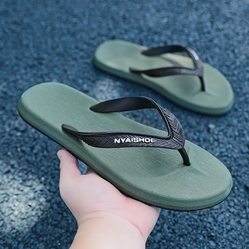 

2022 New Designer Men Slippers Fashion Flip Flops Flip-Flops Fashion Home Slippers Men Trendy Outdoor Shoes Zapatillas Hombr