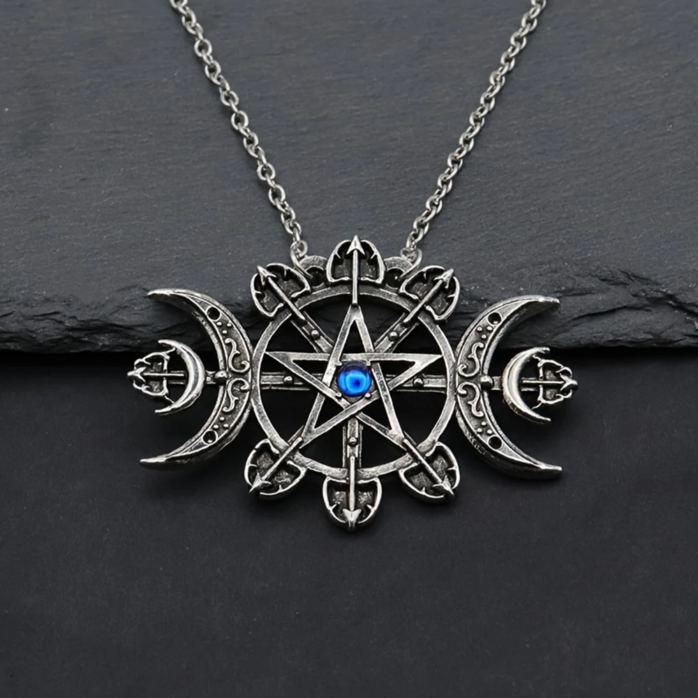 

Vintage Creative Design Pirates Moon Pentagram Pendants Necklace Gothic Chain Chokers Men Necklace Jewelry Accessories
