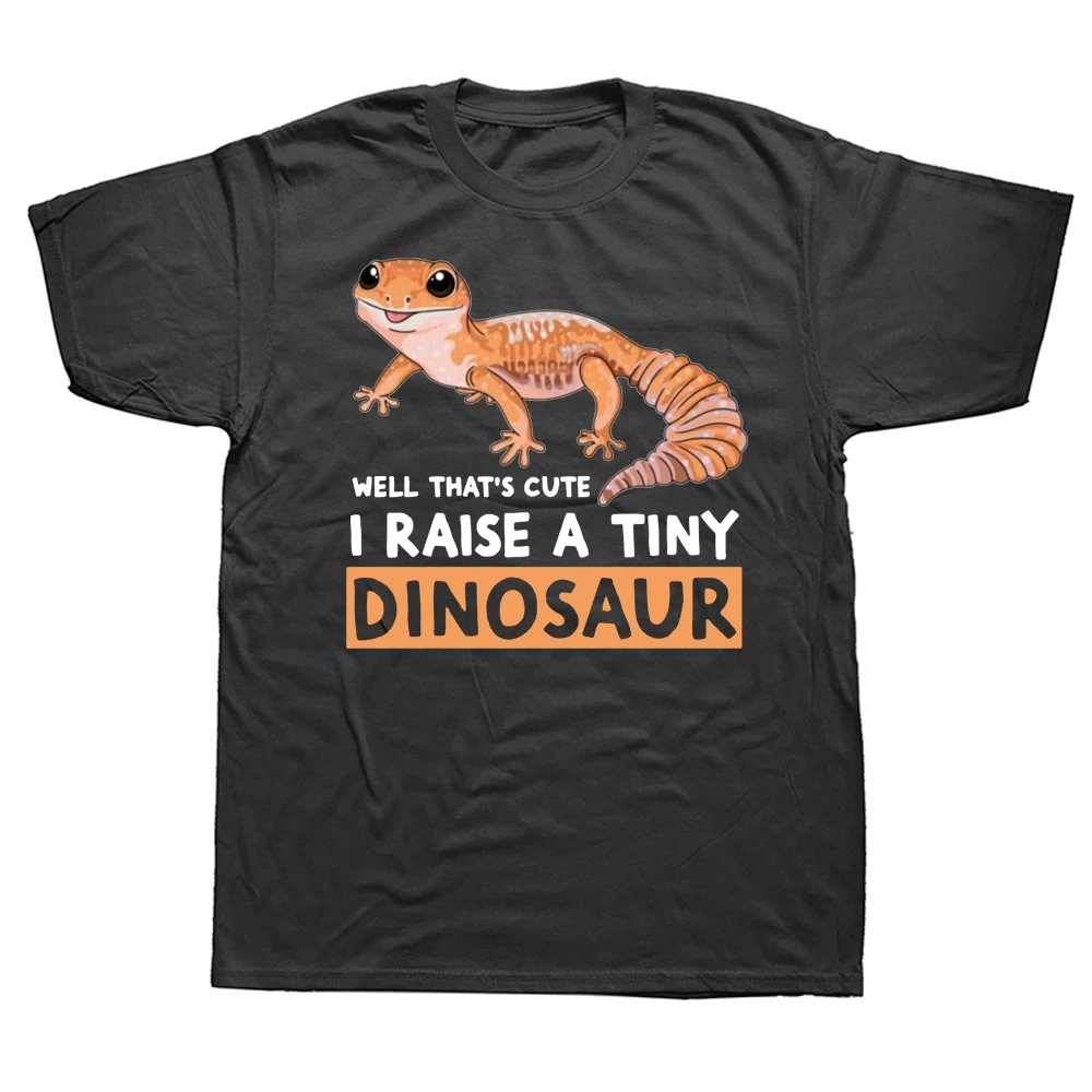 

I Raise A Tiny Dinosaur Funny Pet Mom Christmas T Shirts Graphic Cotton Streetwear Short Sleeve Birthday Gifts Summer T-shirt