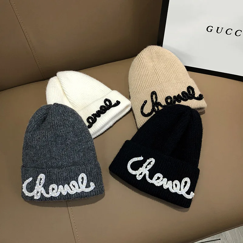 

2023 New Hat Unisex Autumn/Winter Warm Woolen Hat Korean Version Small Fragrant Pearl Letter Knitted Hat