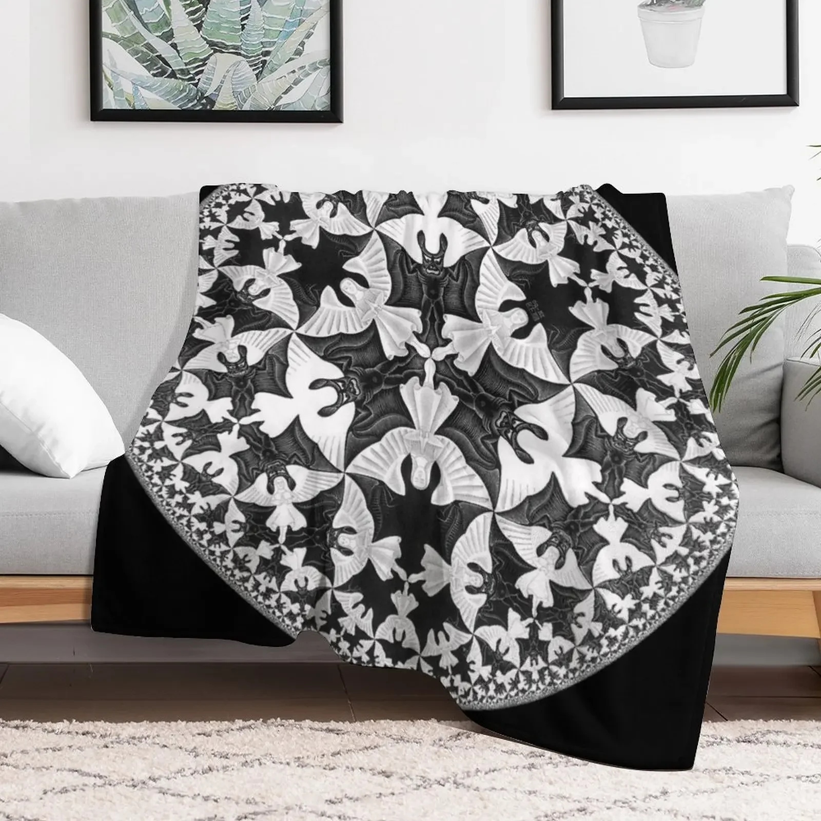 Фото Circle Limit IV (Bats Pattern), от Maurits Cornelis Escher, мягкое теплое одеяло, которое можно стирать в машине. №2