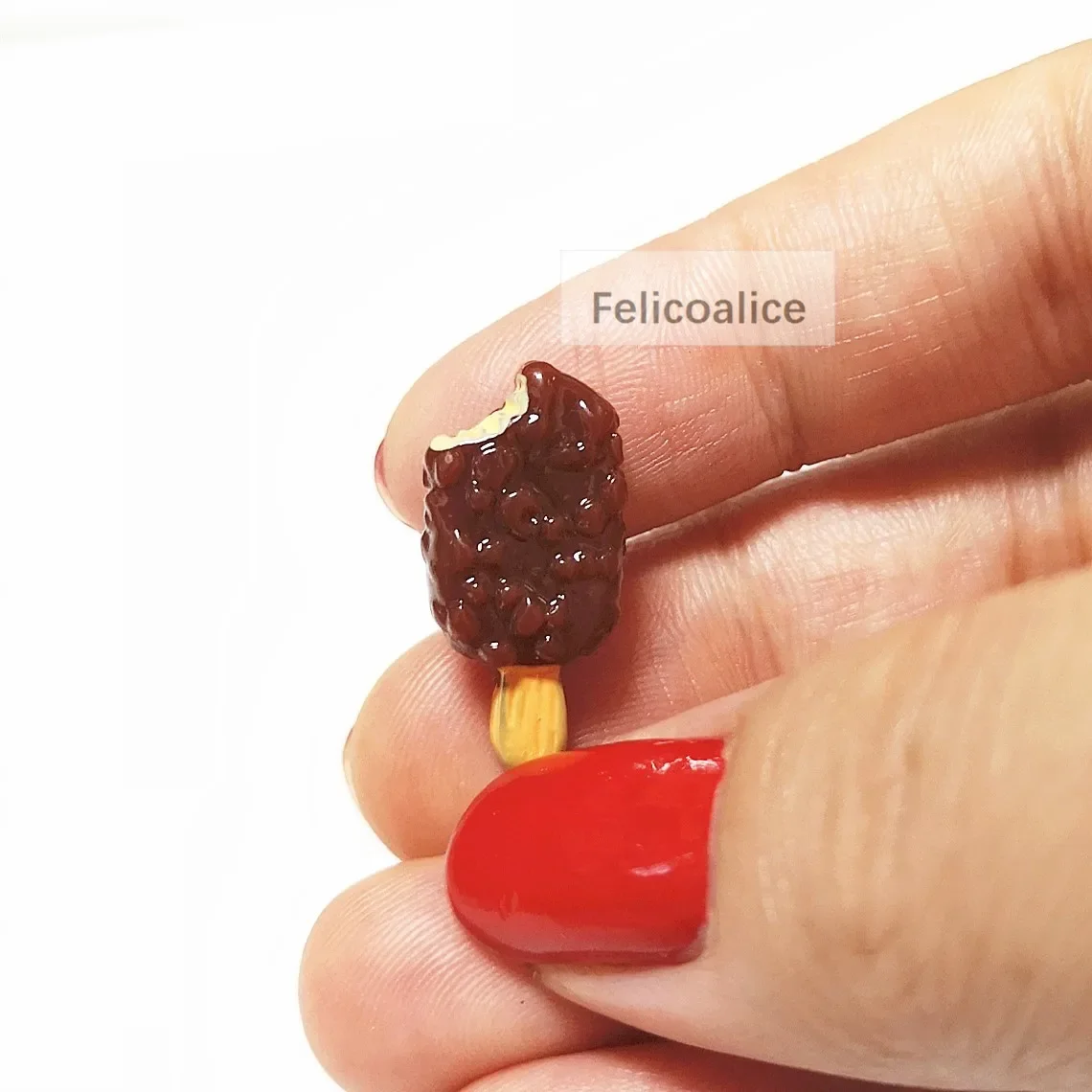 

10 шт. 23*16 мм имитация мягкого шоколада, полимерная глина с плоской задней частью, миниатюрная еда для DIY телефона, кукольный домик, украшение дома