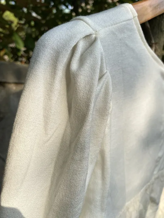 Женское однотонное платье с атласной подкладкой и длинным рукавом