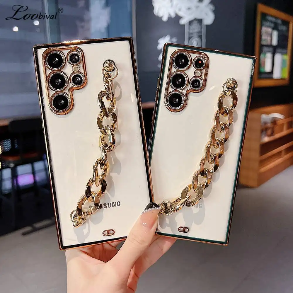 

Luxury Plating Bracelet Case For Samsung Galaxy S22 Ultra S21 Plus S20 FE A52 A12 A32 A53 A33 A22 Wrist Chain Transparent Cover