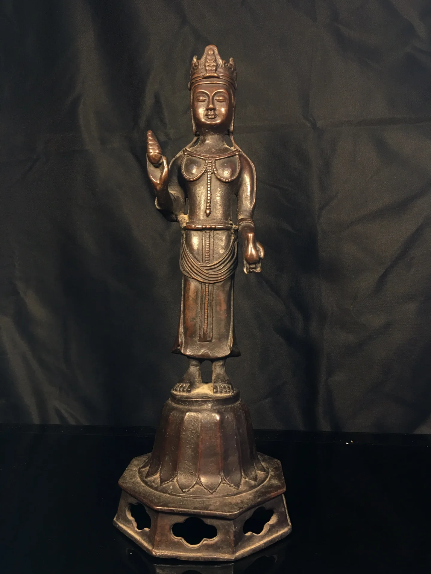 

12"Tibetan Temple Collection Old Bronze Cinnabar Gilt Northern Wei Buddha Guanyin Bodhisattva Buddha Worship Hall Town House