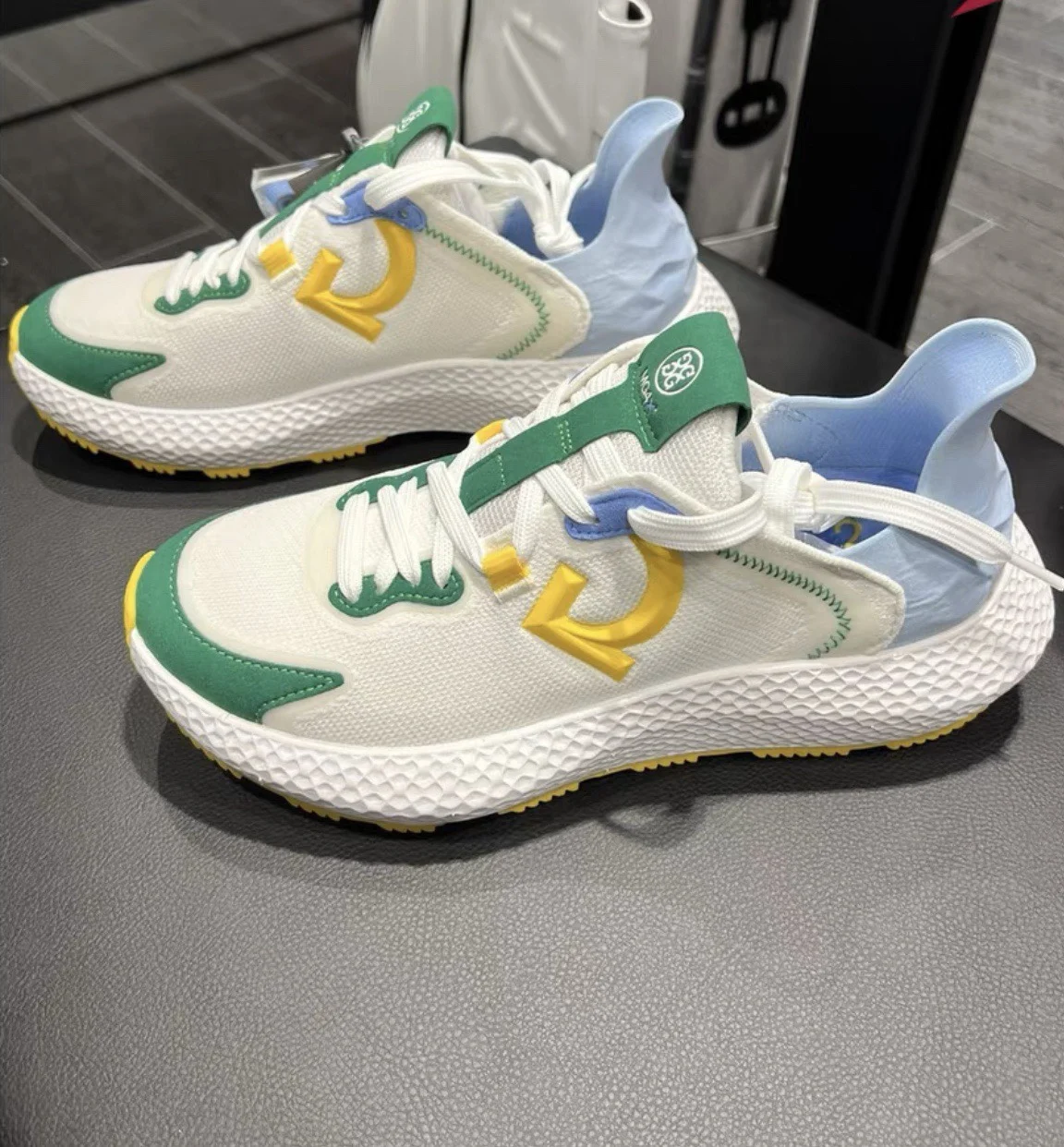 

Golf Shoes 2023 New Women's Comfortable Breathable Sneakers Fashion All-match Light Non-slip Casual Sneakers